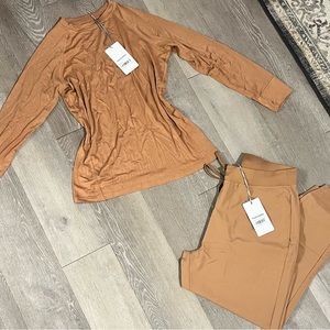 NWT MANDALA SCRUBS IN OCHRE